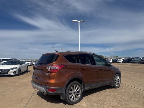 Used 2017 Ford Escape Titanium image 20