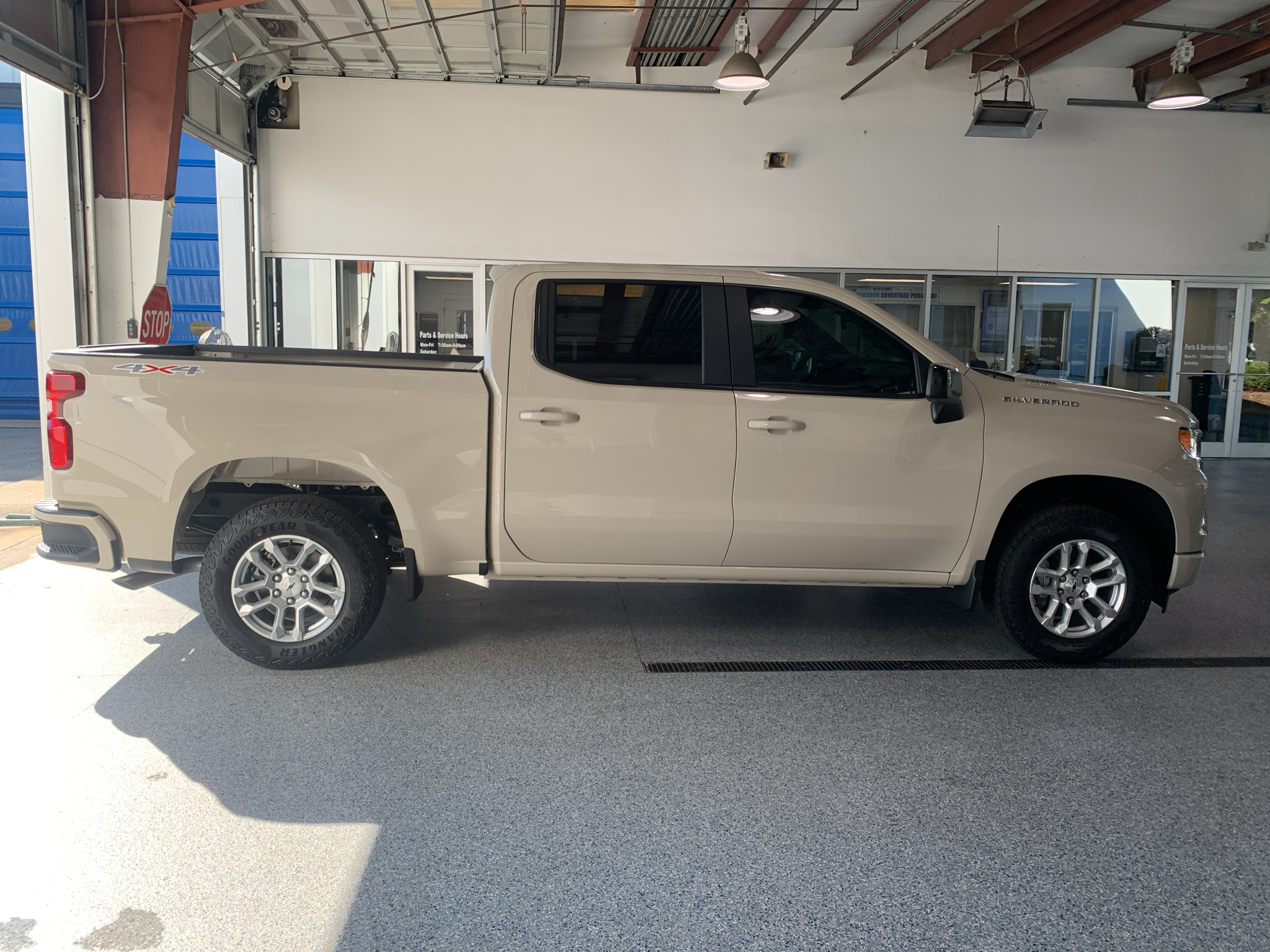 New 2026 Chevrolet Silverado 1500 RST AWD/4WD image 11