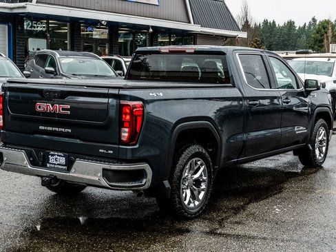 Used 2022 GMC Sierra 1500 SLE w/ Remote Start Package image 16