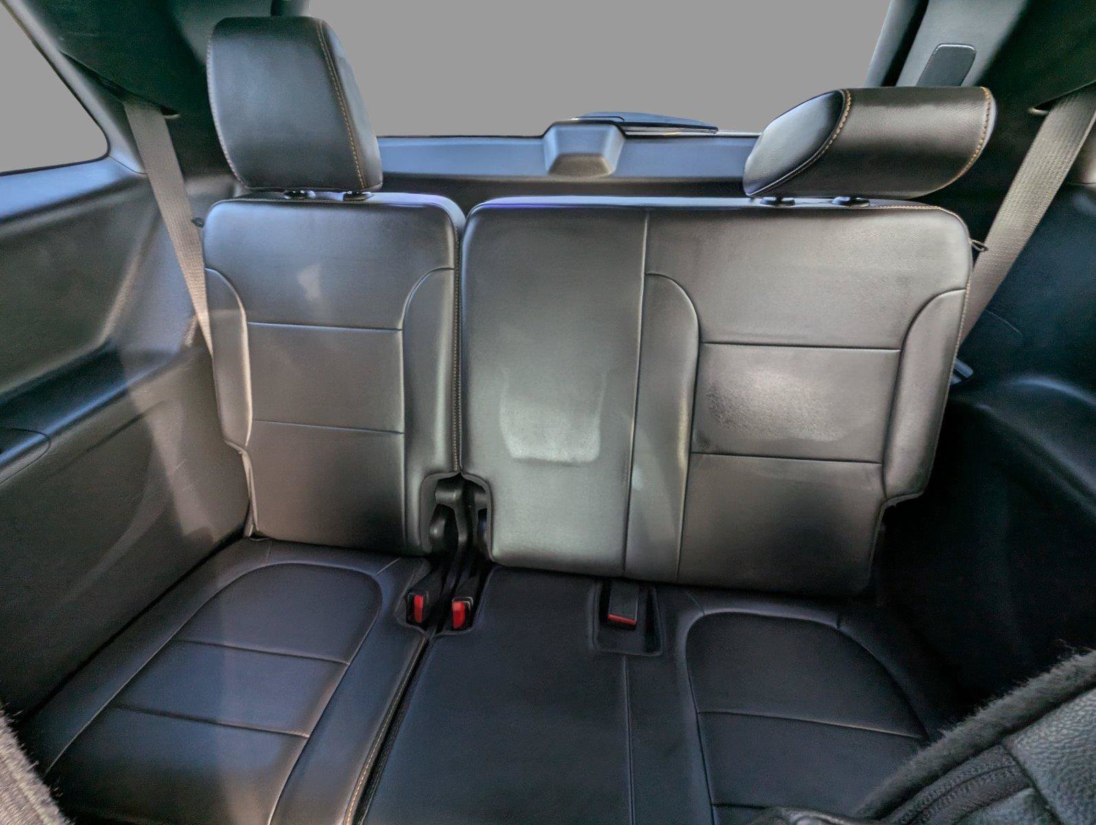 Used 2021 Chevrolet Traverse Premier w/ Redline Edition FWD image 33