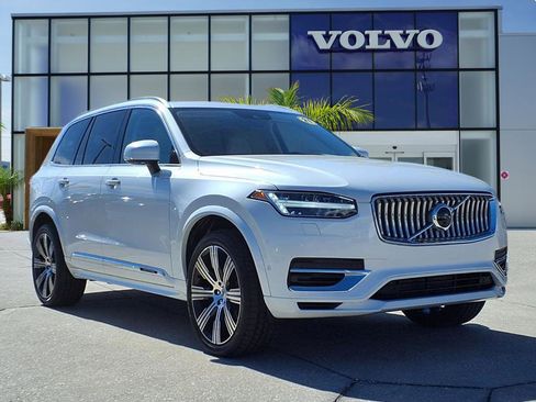 Used 2021 Volvo XC90 T8 Inscription Expression image 1