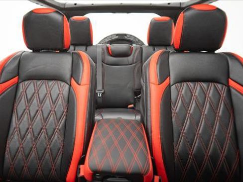 Used 2024 Jeep Wrangler Unlimited Sport image 2