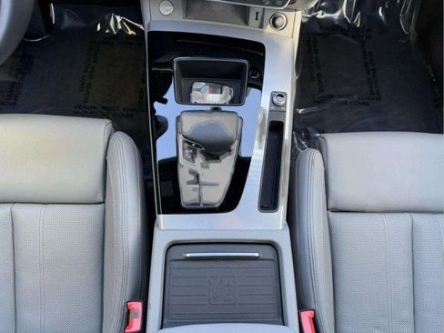 Certified 2023 Audi Q5 2.0T Prestige w/ Prestige Package AWD/4WD image 19