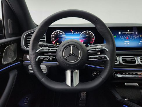 New 2026 Mercedes-Benz GLS 450 4MATIC image 22