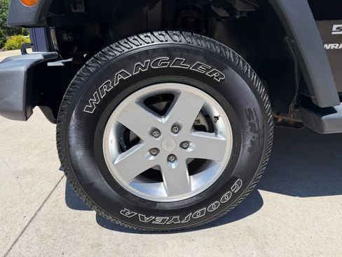 Used 2014 Jeep Wrangler Sport w/ Quick Order Package 24S AWD/4WD image 61
