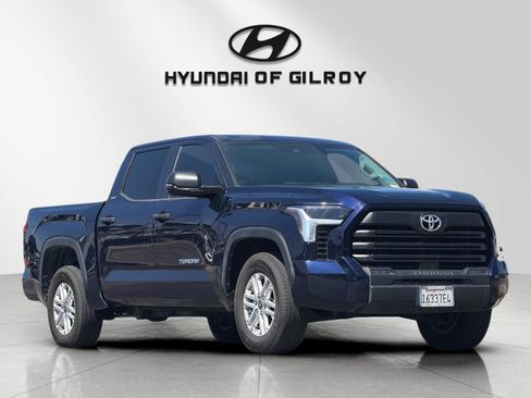 Used 2022 Toyota Tundra SR5 w/ Convenience Package RWD image 7
