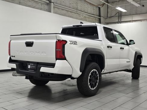 New 2025 Toyota Tacoma SR5 image 15