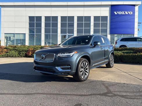 Certified 2022 Volvo XC90 T8 Inscription Expression w/ Climate Package image 36