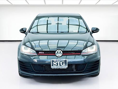 Used 2017 Volkswagen GTI Sport image 2