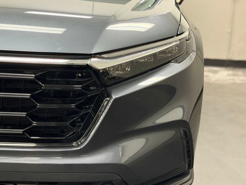 Used 2024 Honda CR-V EX image 7