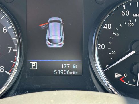 Certified 2022 Nissan Rogue Sport SV AWD/4WD image 27