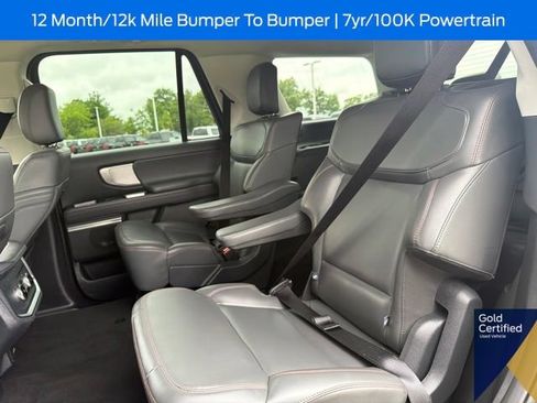 Used 2025 Ford Expedition Active AWD/4WD image 25