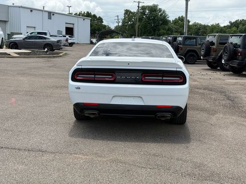 Used 2021 Dodge Challenger GT RWD image 11