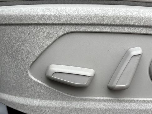 Certified 2025 Kia Sorento S w/ Panoramic Sunroof Package image 31