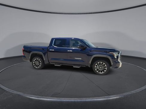 Used 2026 Toyota Tundra Limited AWD/4WD image 2