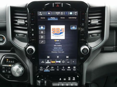 Used 2024 RAM 1500 Laramie image 18