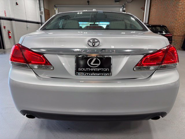 Used 2011 Toyota Avalon FWD image 6