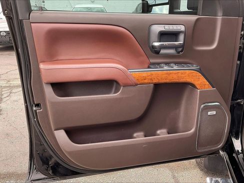 Used 2019 Chevrolet Silverado 3500 High Country w/ Duramax Plus Package image 23