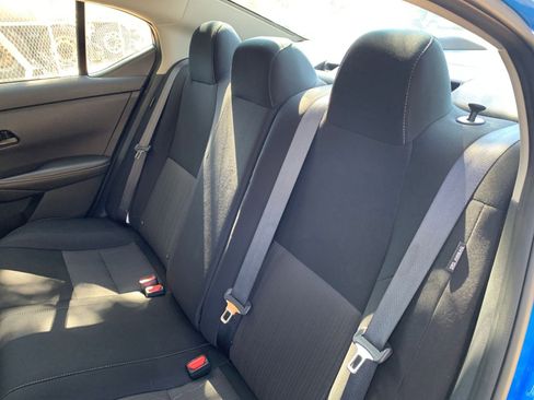 Used 2025 Nissan Sentra SV FWD image 34
