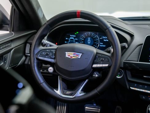 Certified 2025 Cadillac CT4 V Blackwing w/ Carbon Fiber 1 Package image 10