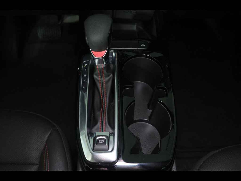 Used 2024 Chevrolet Trax RS w/ Sunroof Package FWD image 26