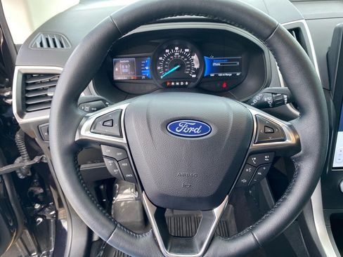 Used 2024 Ford Edge SEL w/ Convenience Package AWD/4WD image 11