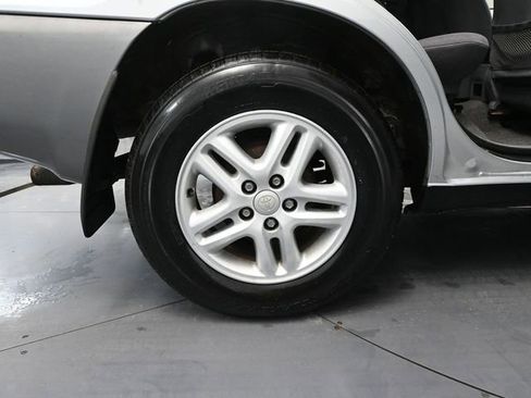 Used 2002 Toyota RAV4 Base image 13