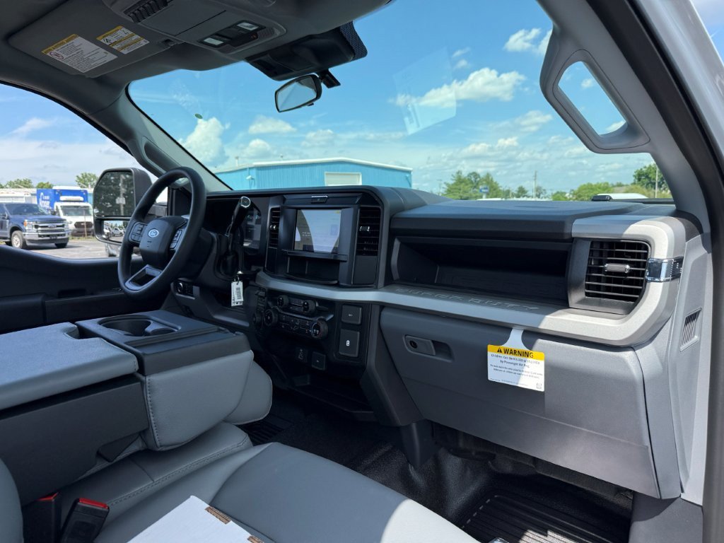 New 2026 Ford F350 XL w/ XL Chrome Package AWD/4WD image 14