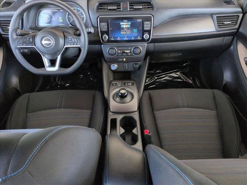 Used 2025 Nissan Leaf S FWD image 16