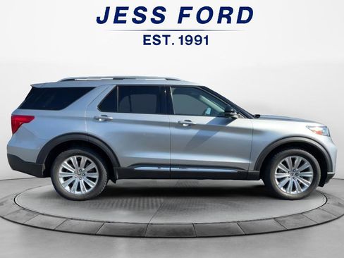 Used 2020 Ford Explorer Limited w/ Hybrid Equipment Group 310A image 6