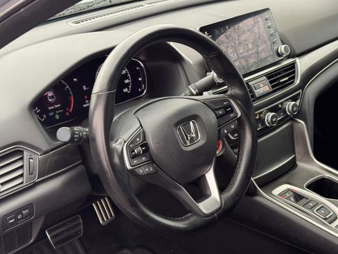 Used 2021 Honda Accord Sport image 17