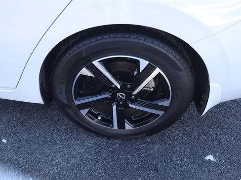 New 2025 Nissan Sentra SV w/ All-Weather Package image 9