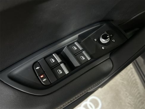 Used 2021 Audi Q5 2.0T Premium Plus w/ Premium Plus Package image 16