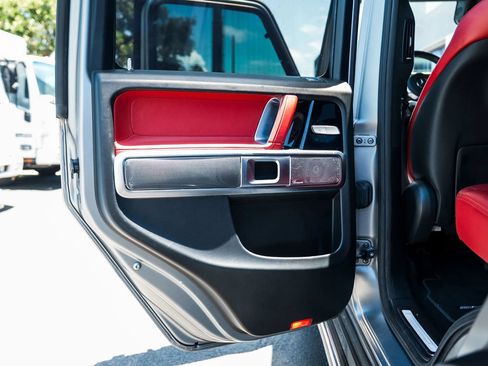 Used 2021 Mercedes-Benz G 550 image 23