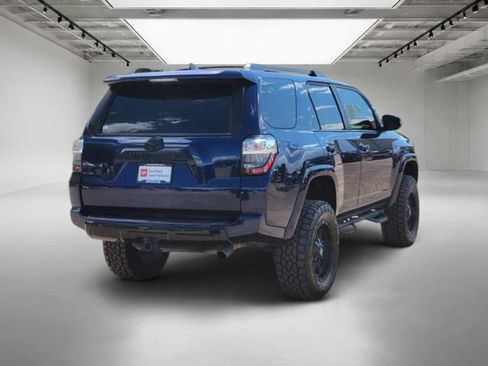 Used 2020 Toyota 4Runner TRD Off-Road Premium w/ Moonroof Package AWD/4WD image 6