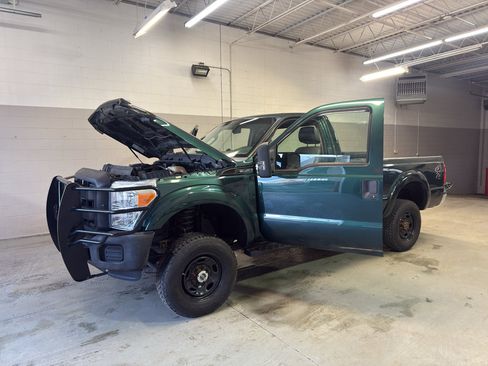 Used 2011 Ford F350 XL w/ Skid Plate Pkg image 11
