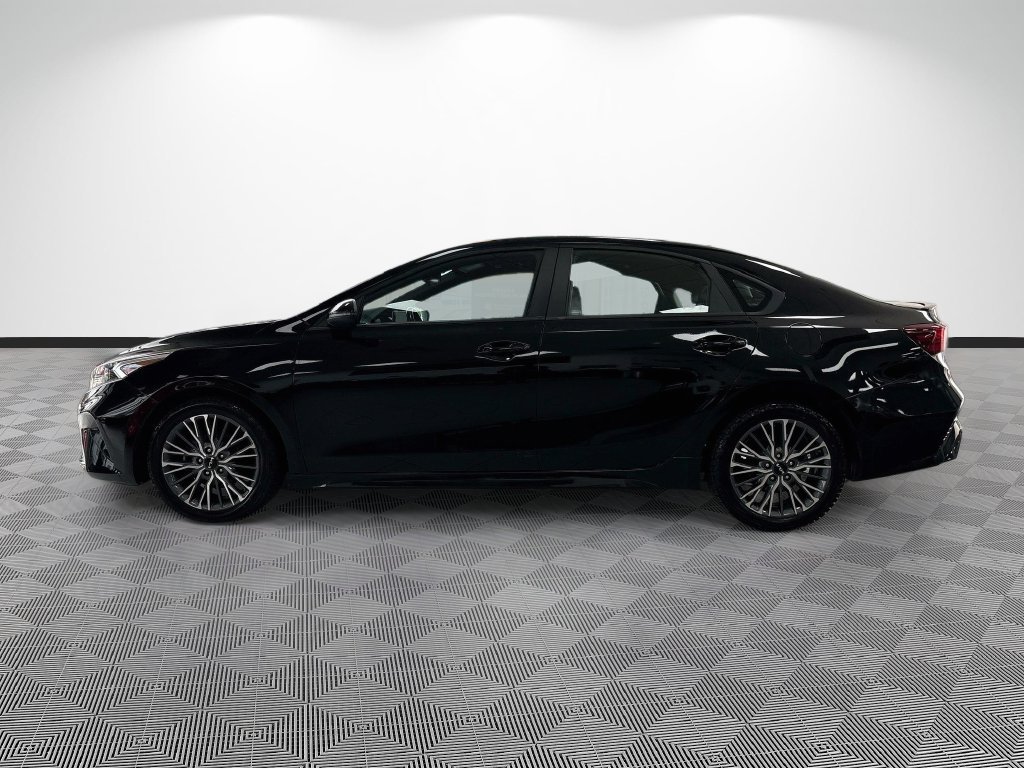 Used 2023 Kia Forte GT-Line FWD image 6