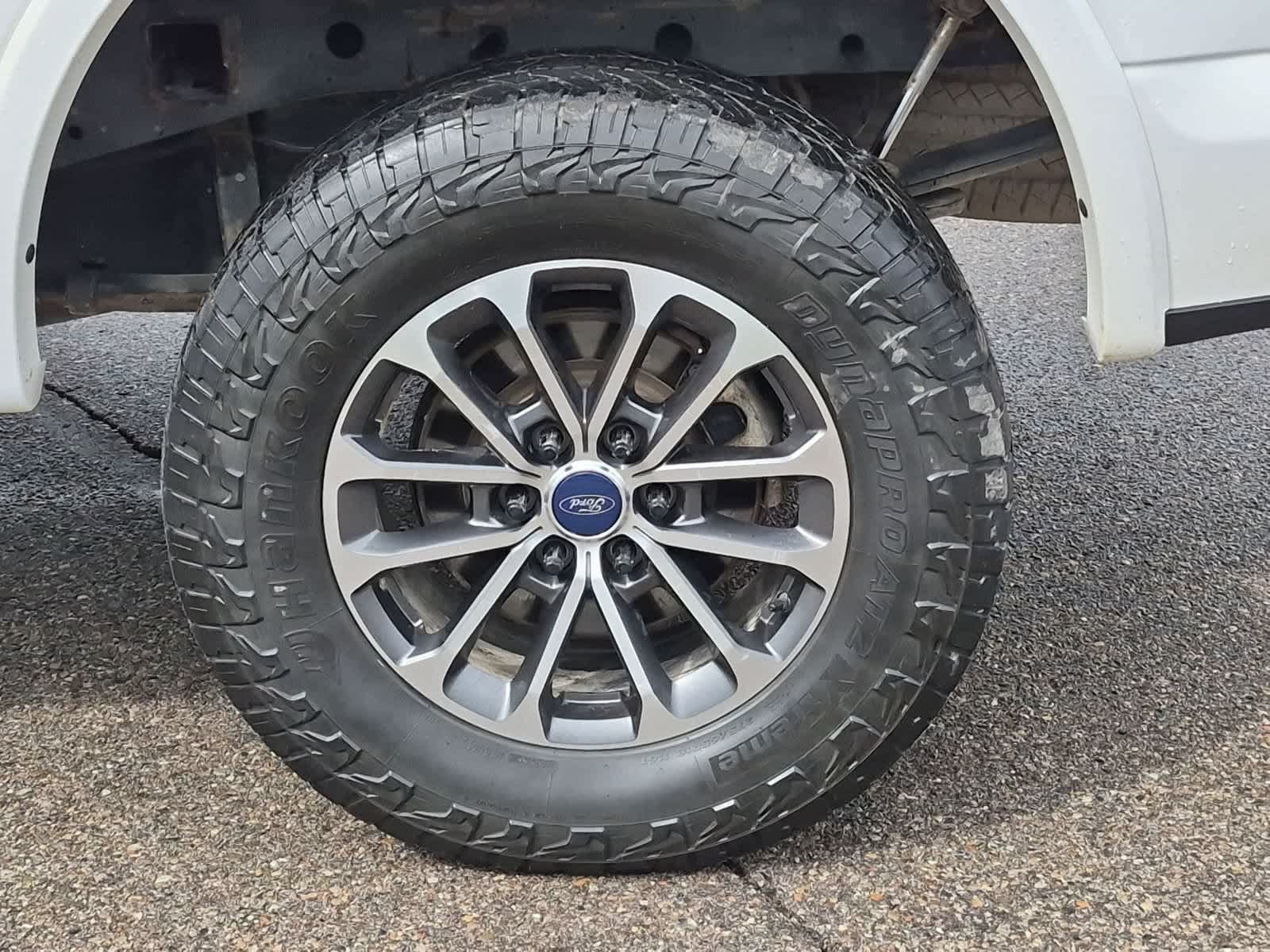 Used 2020 Ford F150 XLT w/ Equipment Group 302A Luxury AWD/4WD image 14