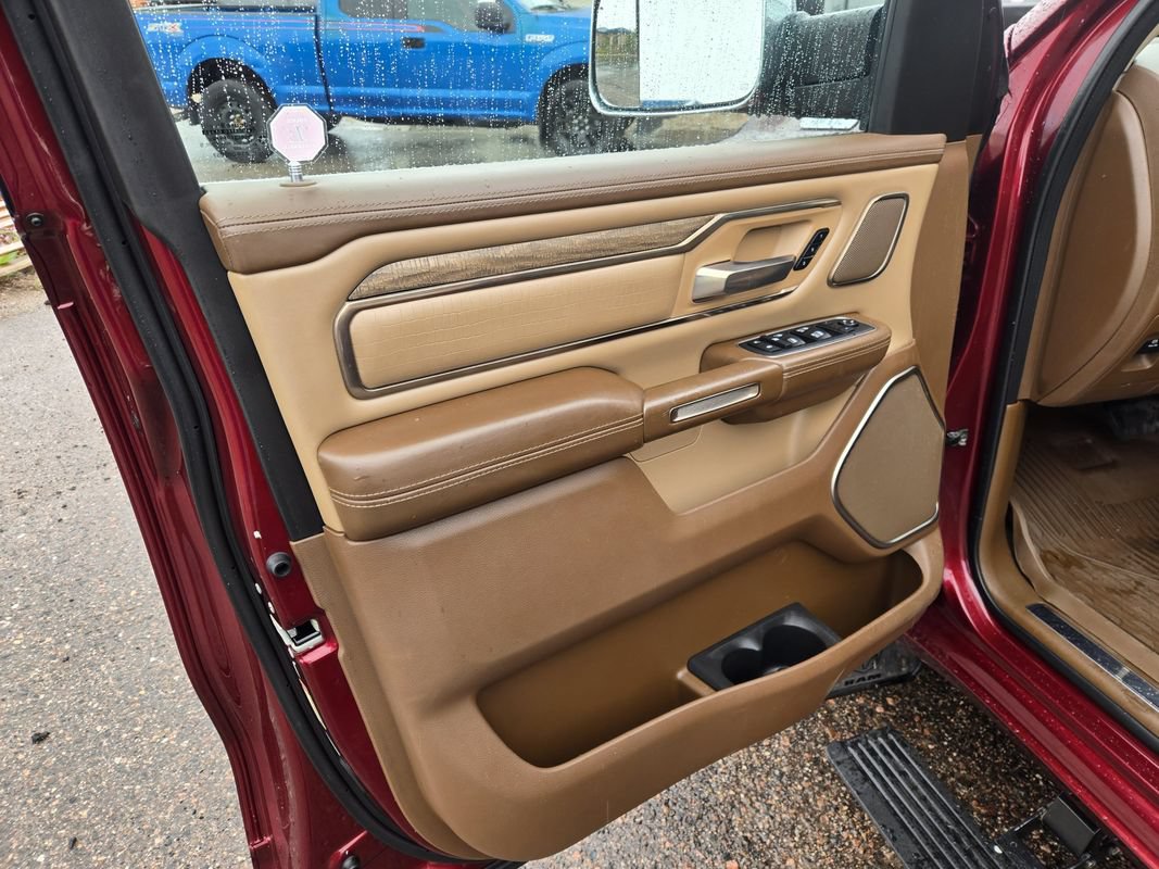 Used 2019 RAM 1500 Laramie Longhorn AWD/4WD image 15
