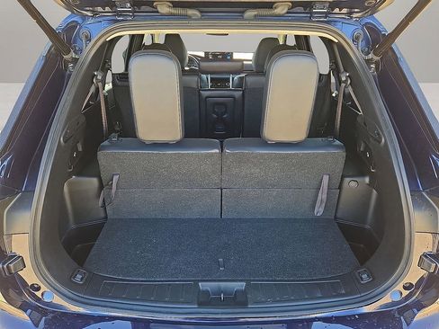 Used 2025 Mitsubishi Outlander SE image 14