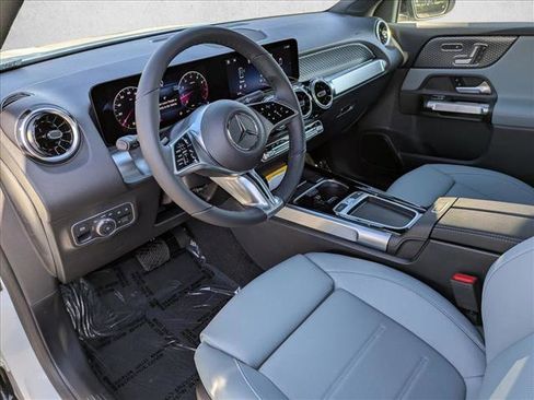 New 2026 Mercedes-Benz GLB 250 image 3