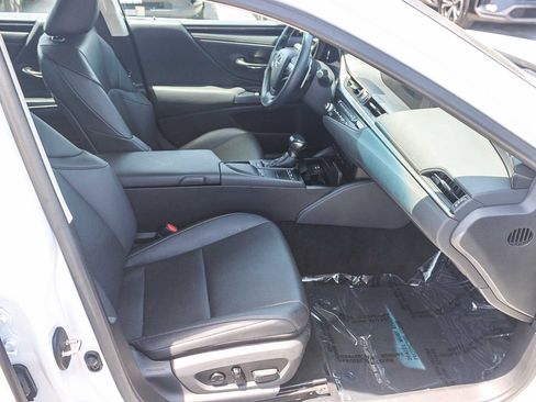 Used 2021 Lexus ES 350 w/ Accessory Package FWD image 17