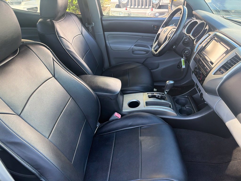 Used 2014 Toyota Tacoma PreRunner w/ TRD Sport Package RWD image 10