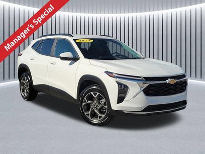 Used 2024 Chevrolet Trax LT w/ Driver Confidence Package