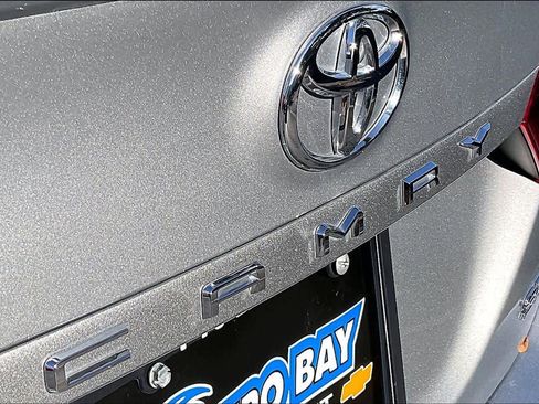 Used 2024 Toyota Camry SE image 8