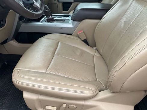 Used 2019 Ford F150 Lariat image 11