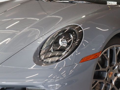 Used 2025 Porsche 911 Carrera image 15