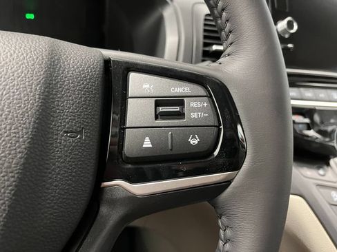 New 2027 Honda Odyssey EX-L image 17