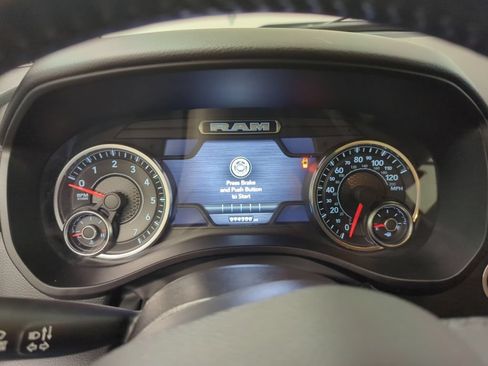 Used 2022 RAM 1500 Big Horn AWD/4WD image 17