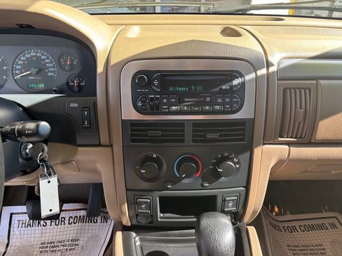 Used 2004 Jeep Grand Cherokee Laredo w/ Cold Weather Group image 13